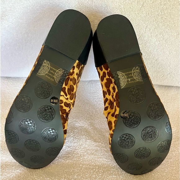 New Vince Camuto size 10, black flat - Picture 2 of 7